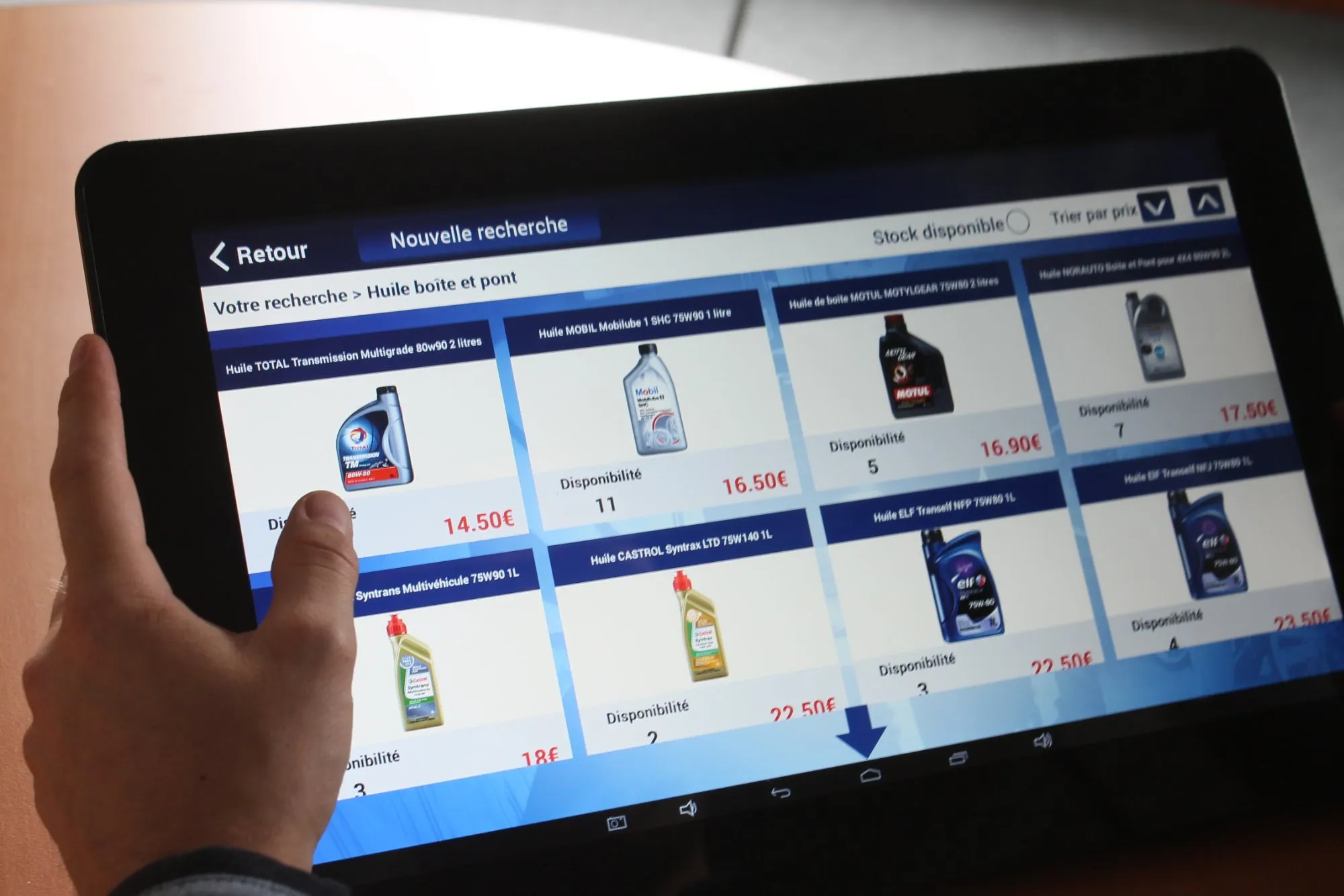 Norauto e-Catalogue — borne tactile de découverte produit en magasin